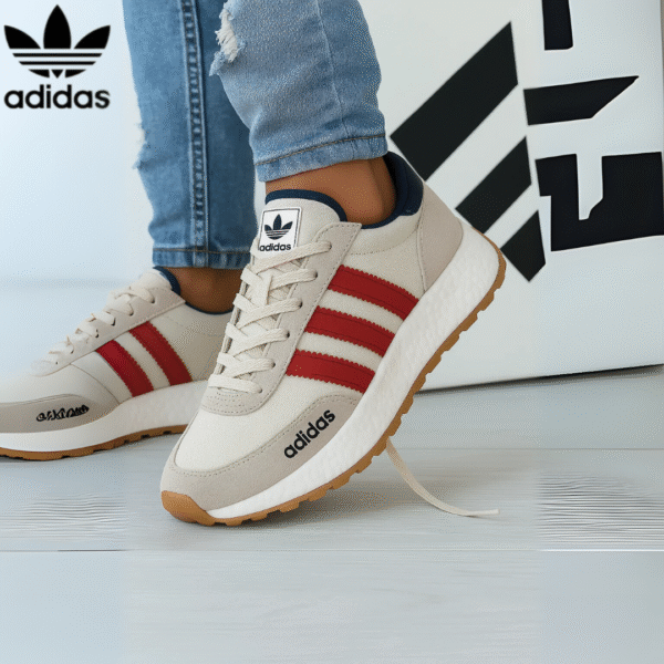 AD® Retro Run - Image 2